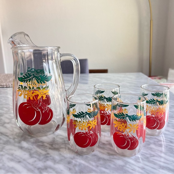 Other - Vintage Glass Pitcher & Tumbler Set with Tomato Design